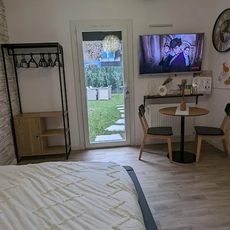 Perle Urbaine : Jardin Spacieux! Apartment *